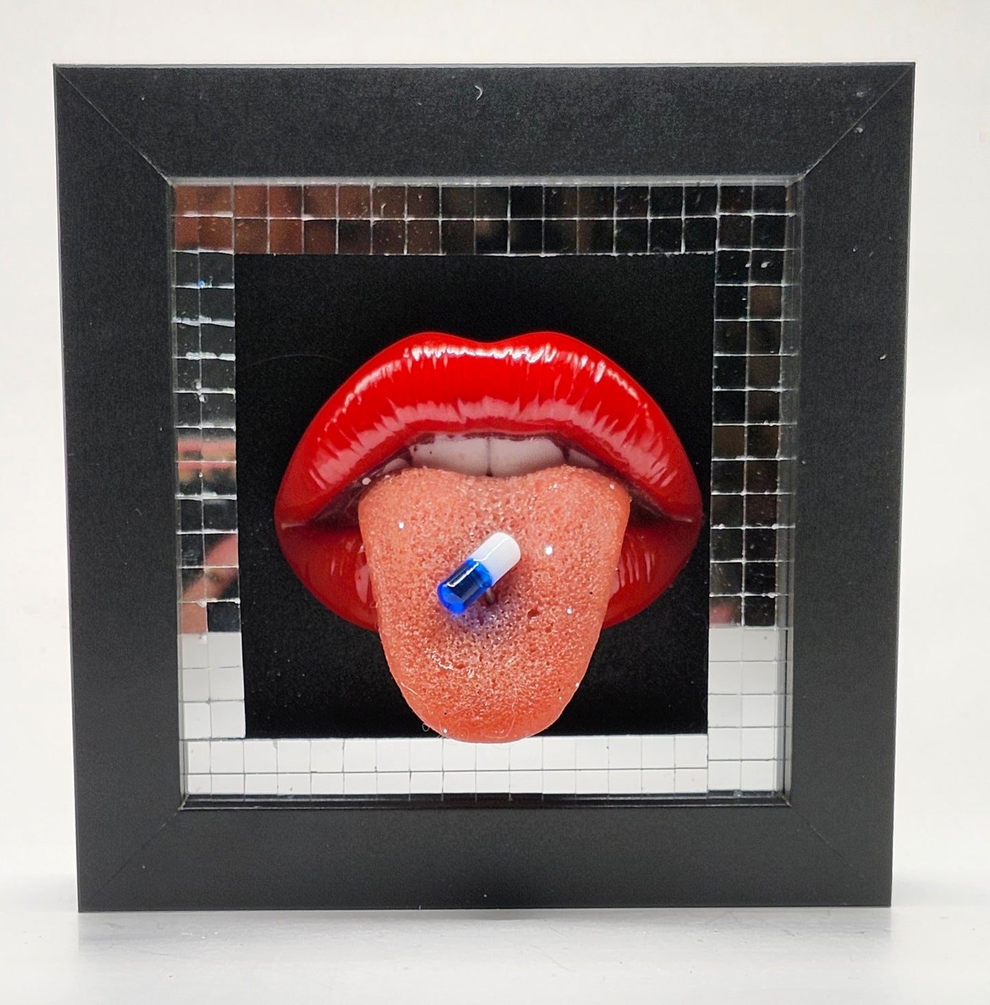 Realistic tongue lips 3D Party People wall art picture framed