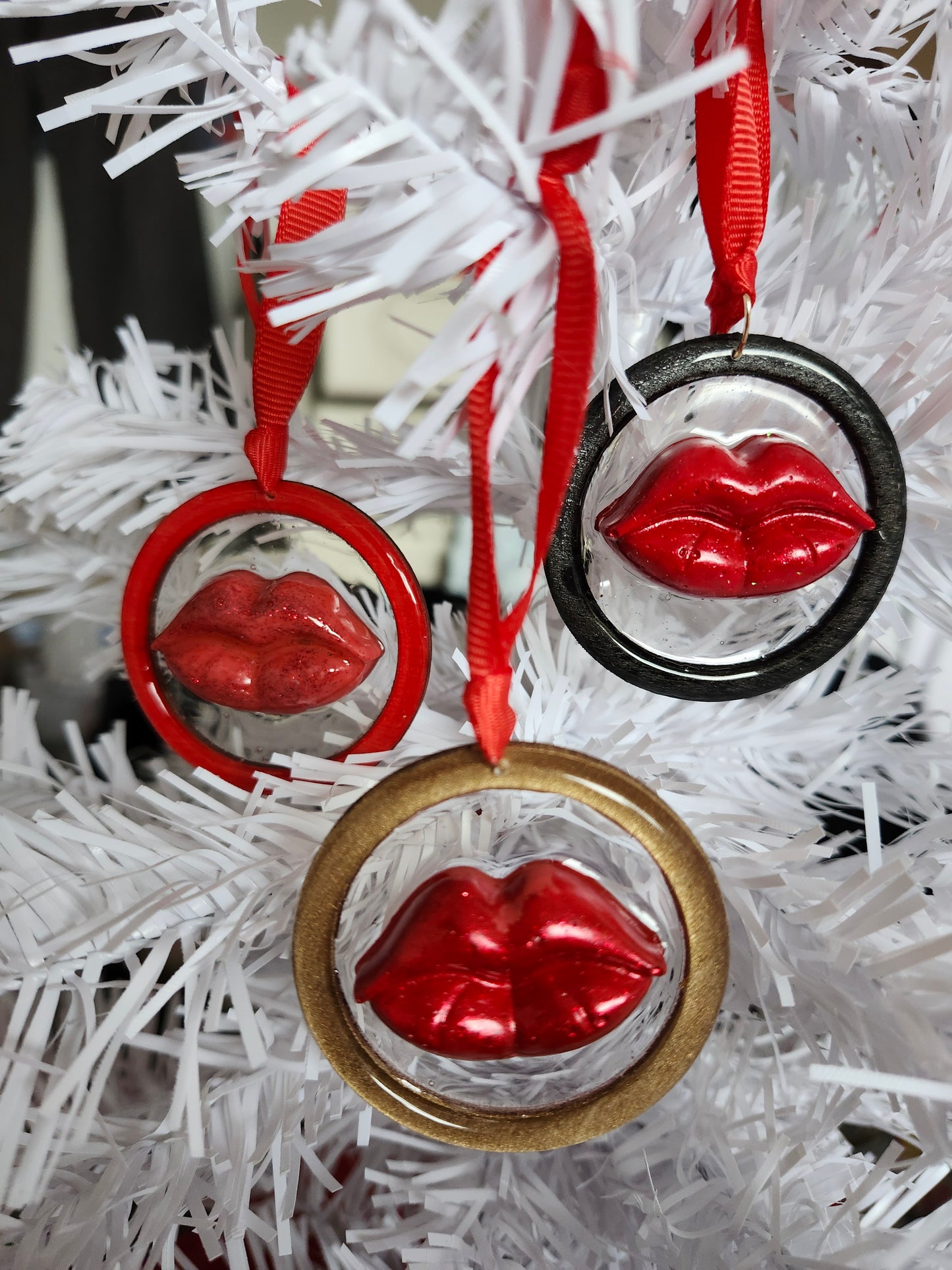Set of 3 Hanging Lips Christmas Tree Ornaments