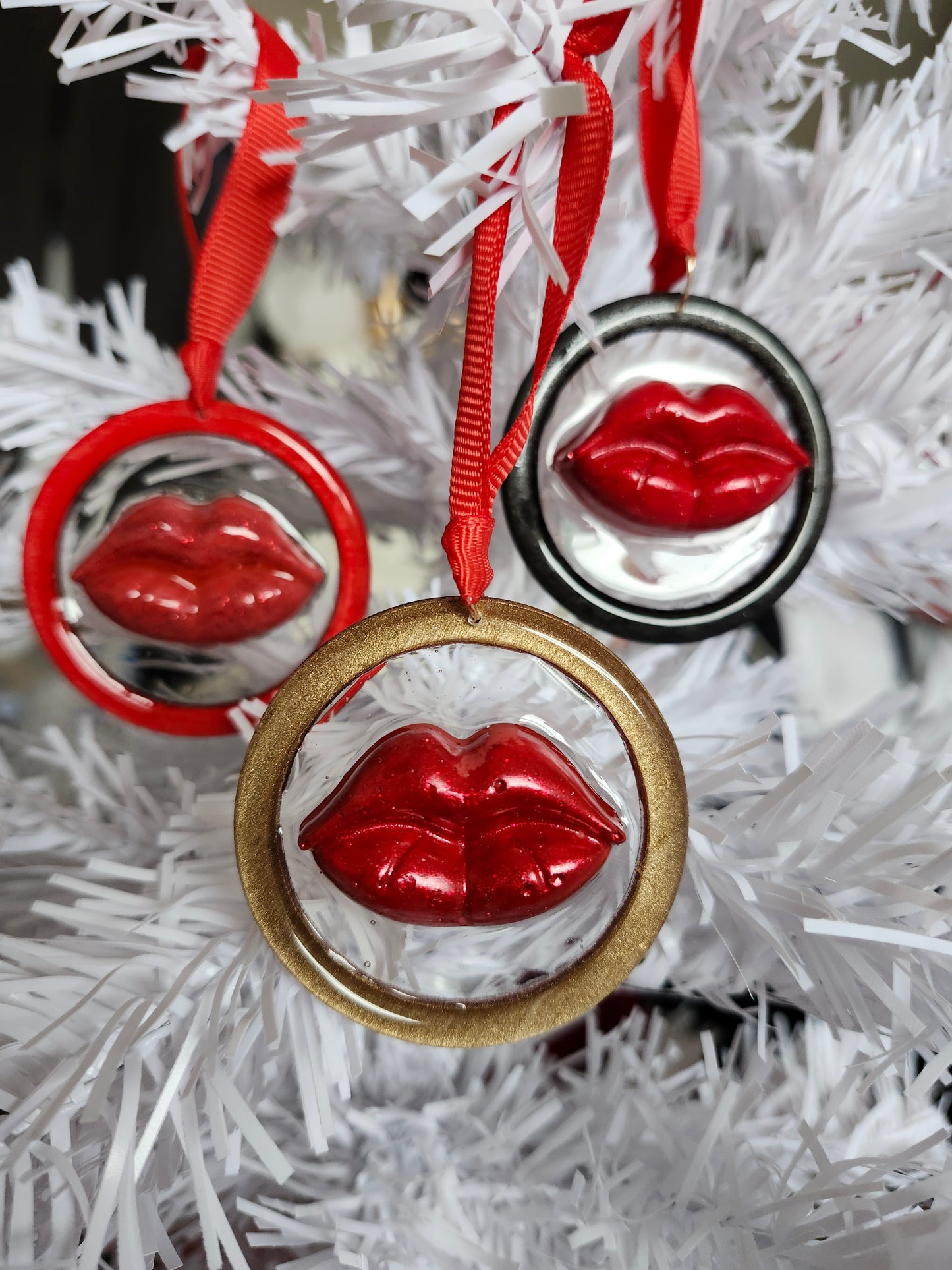Set of 3 Hanging Lips Christmas Tree Ornaments