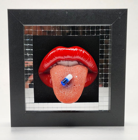 Realistic tongue lips 3D Party People wall art picture framed