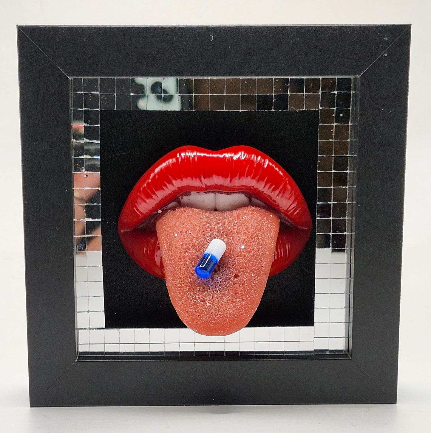 Realistic tongue lips 3D Party People wall art picture framed