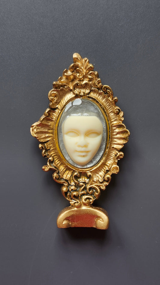 Spooky Dolls House Haunted Mirror
