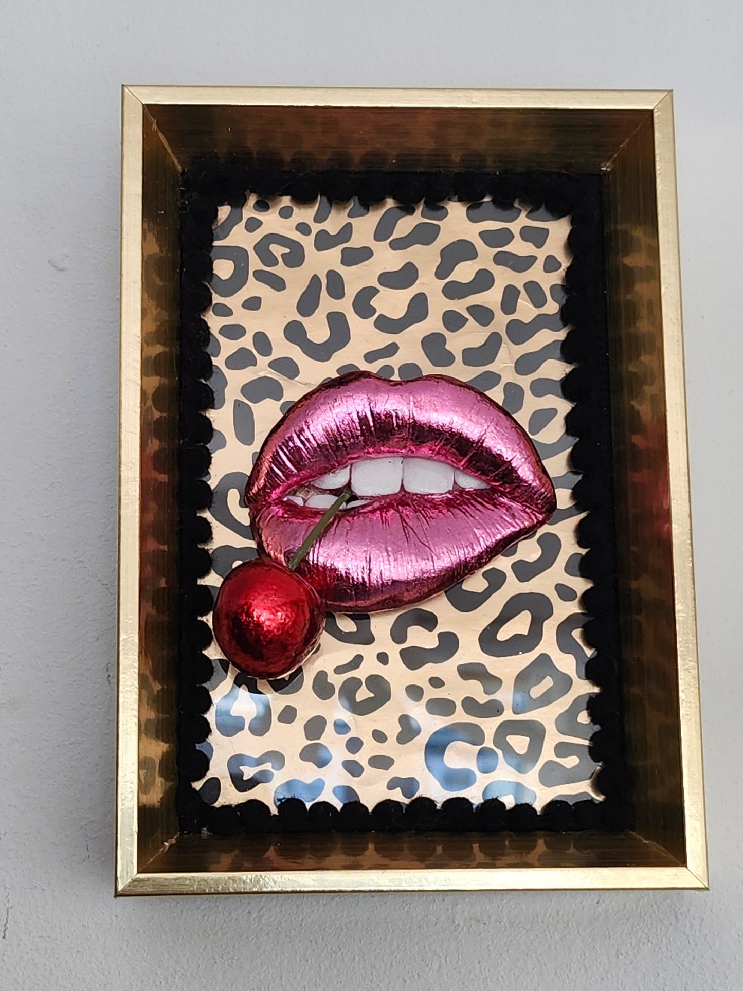 Super glossy pink lips & red cherry gold framed picture